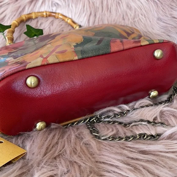 Hand crafted Leather Crossbody - Picture 7 of 9